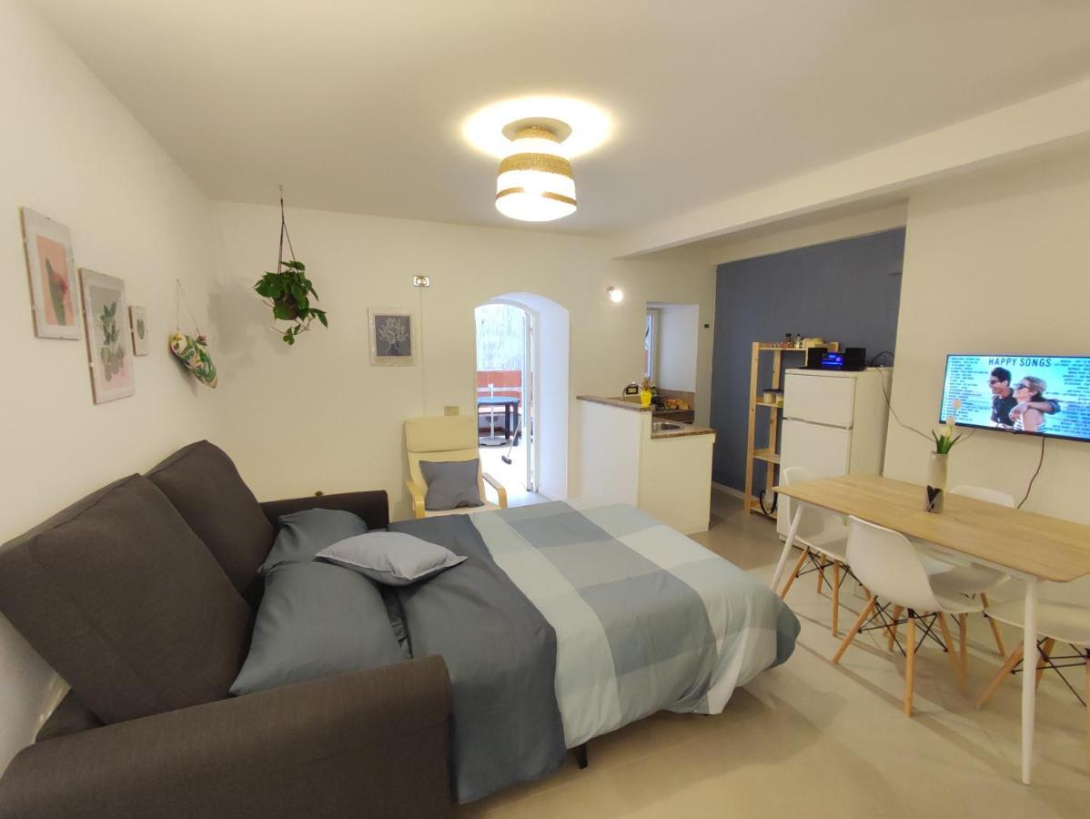 Apartament Loft Con Cortiletto - 100 Meters From The Beach Cefalù Zewnętrze zdjęcie